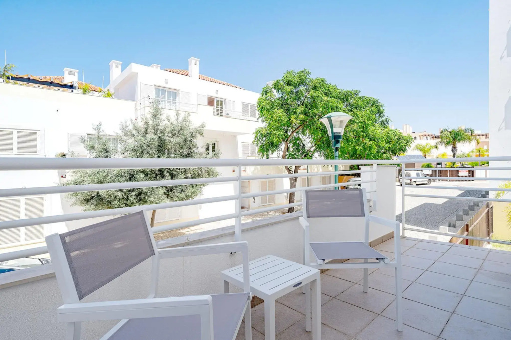 Sunlit Cabanas de Tavira Apartment by Ideal Homes