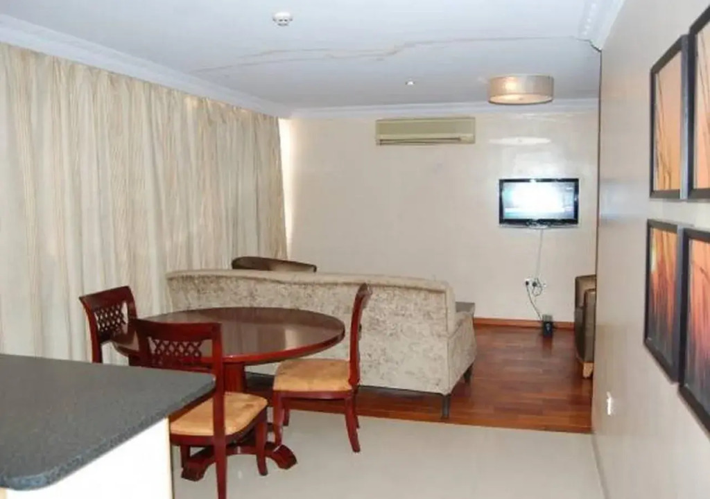 Owu Crown Hotel Ibadan