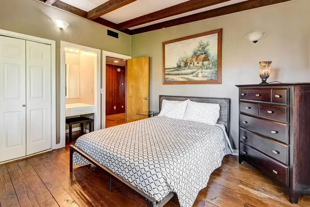 Pet-Friendly Grants Pass Home w/ Hot Tub