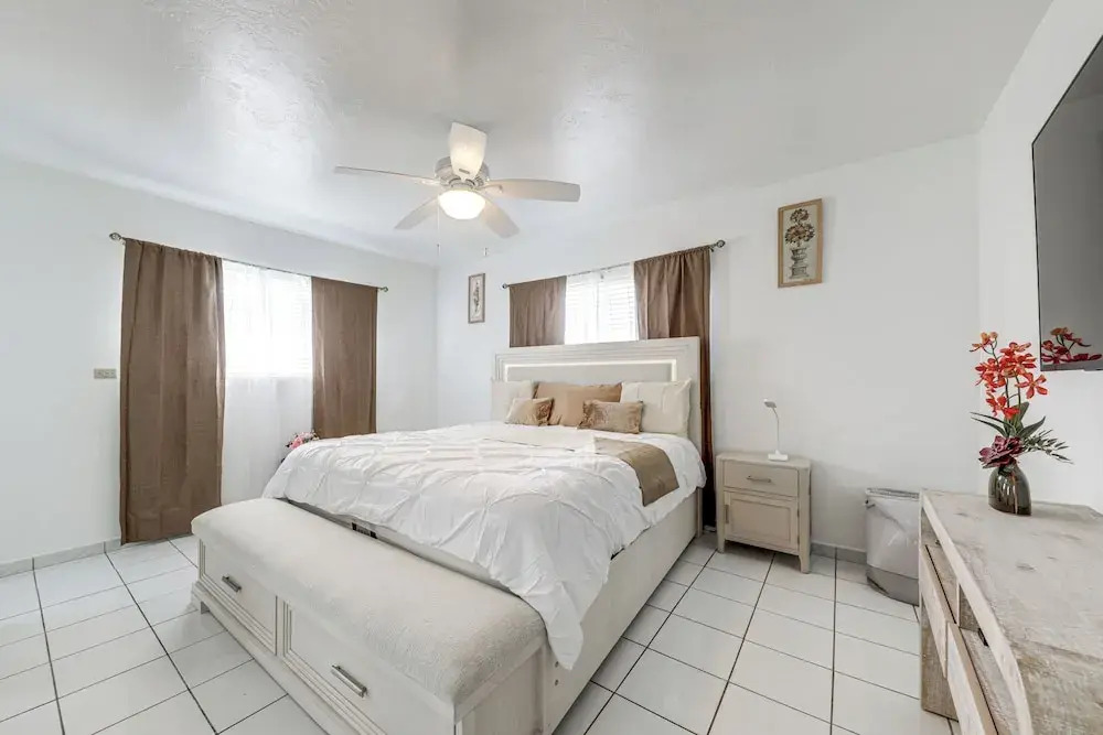 < 4 Mi to Hard Rock Stadium: Miramar Home w/ Bbq!