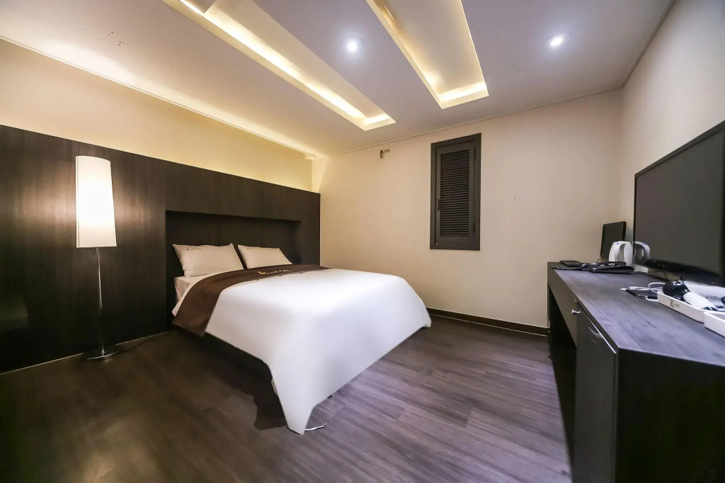 K Hotel