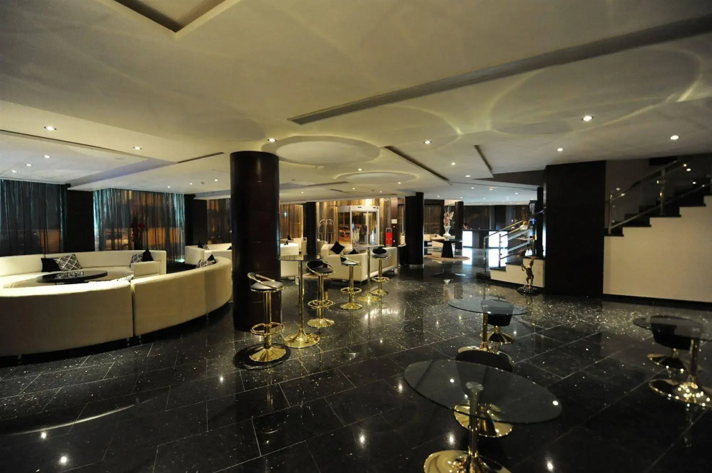 Rive Hotel