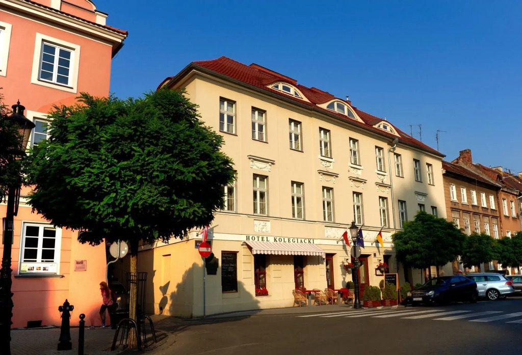 Hotel Kolegiacki