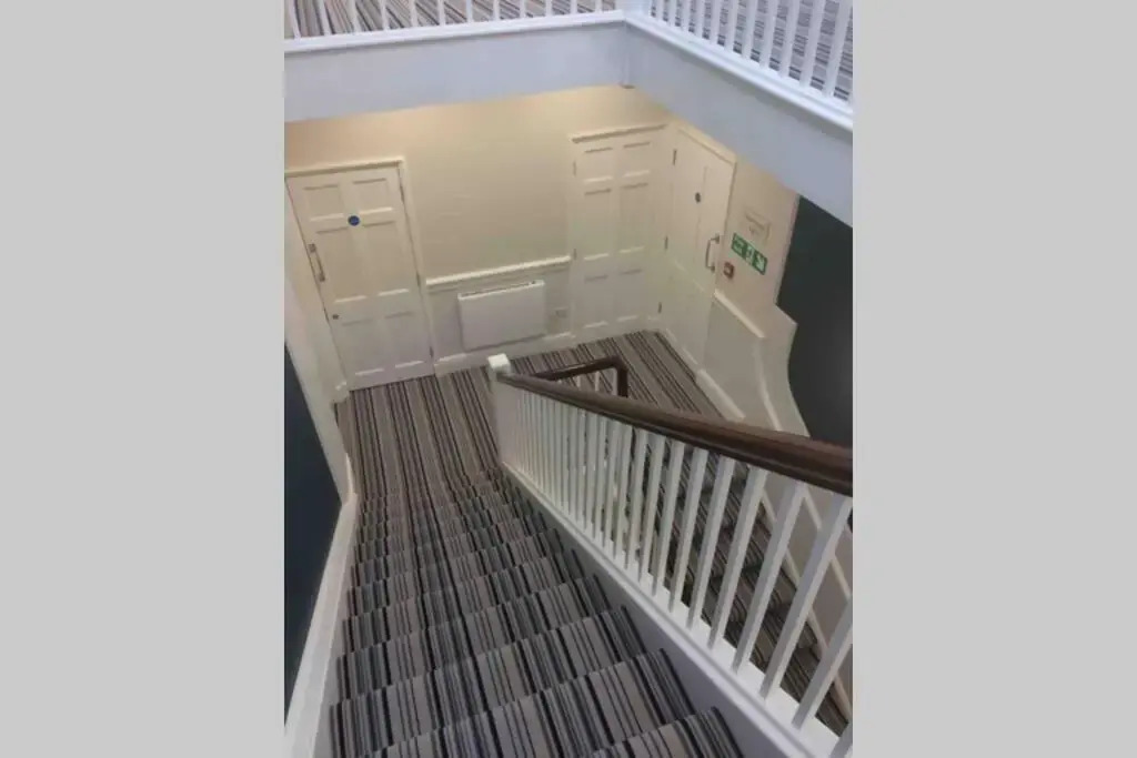 Beautiful Bath Apartment in iconic Milsom Street Location