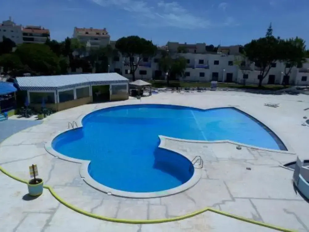 Nice Terrace and Pool Alvor Flat