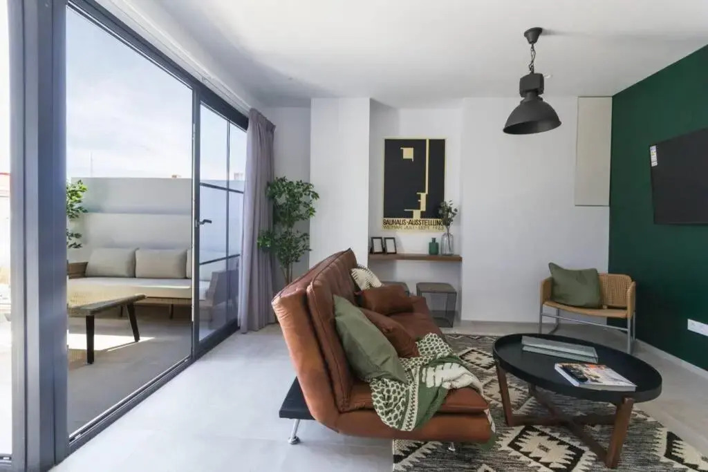 City center Terrace +2Baths +2Rooms +Free Wifi