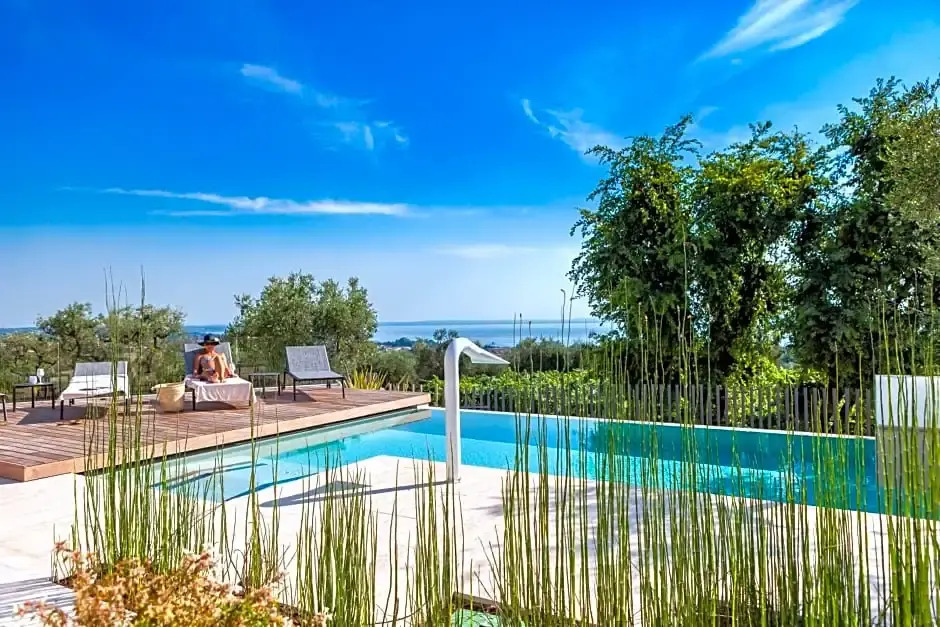 San Colombano Suites