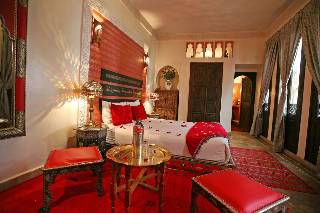 Riad La Porte Rouge By La Siredrah