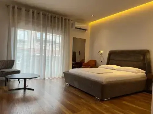 Skanderbeg Square Deluxe 1