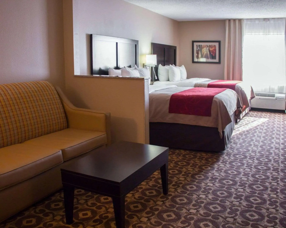 Comfort Inn & Suites Trussville I-59 Exit 141
