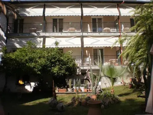 Studios Rosa