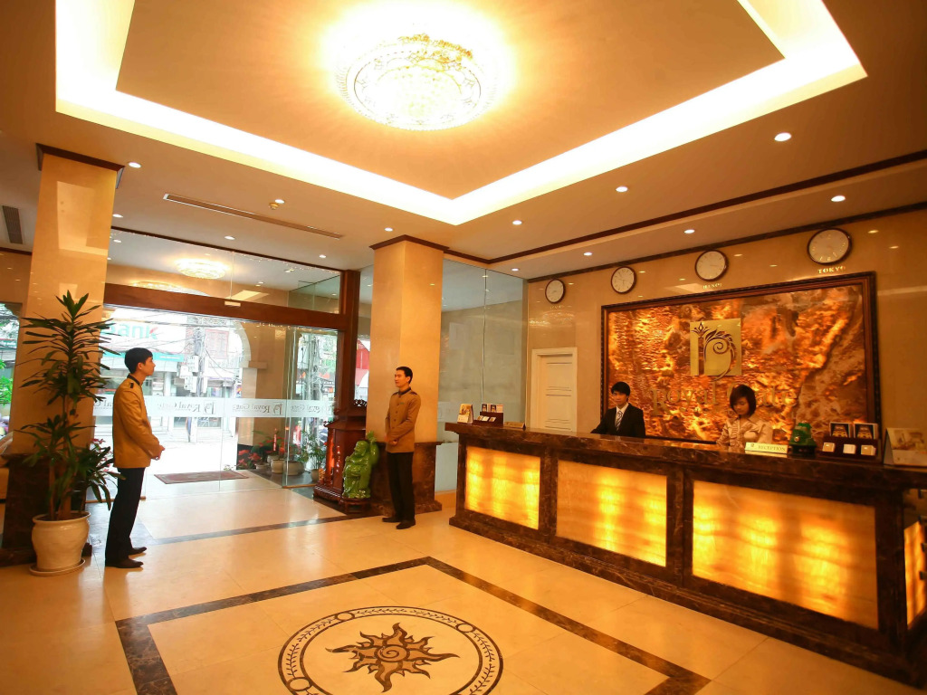 Royal Gate Hotel