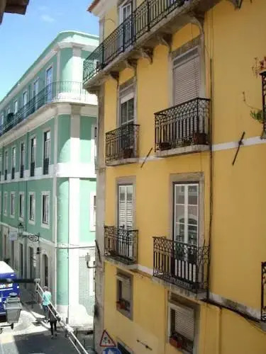 Bairro Alto Garden by Homing