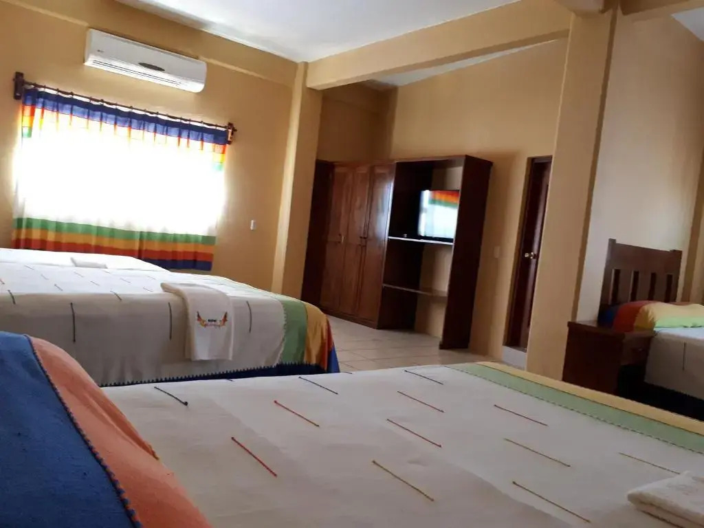 Hotel Alebrijes