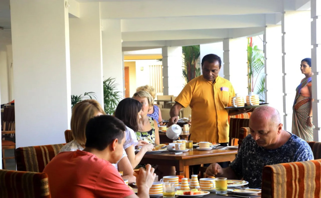 Hibiscus Beach Hotel & Villas - 10 percent off on all Food & Beverages