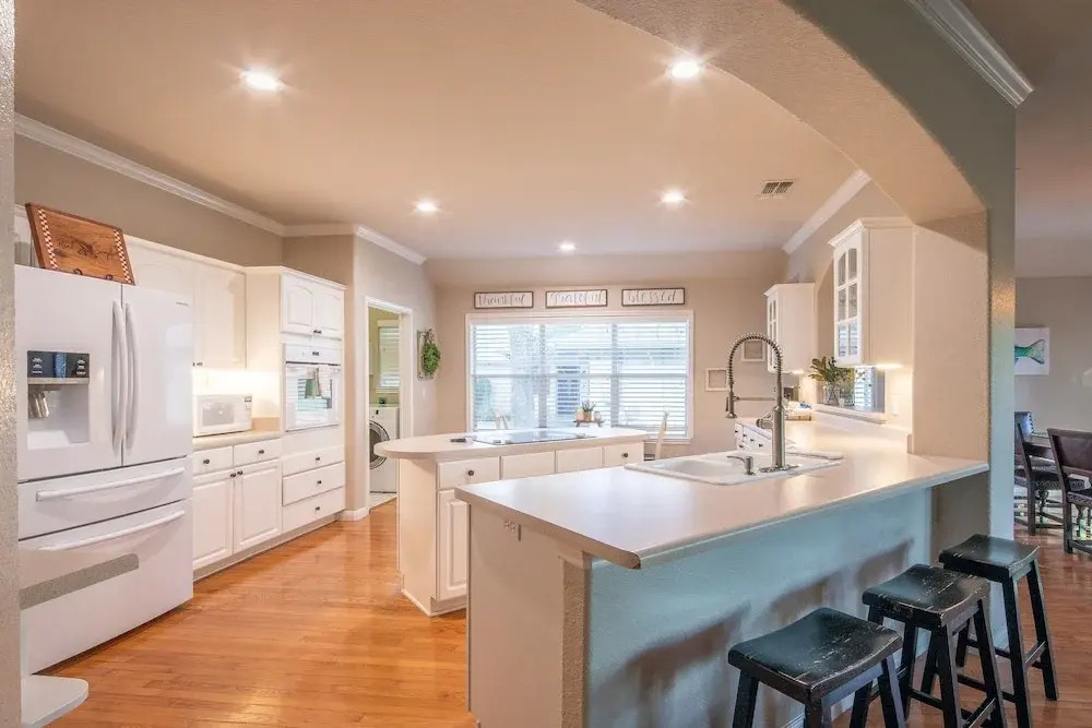Reel Simple 4 Bedrooms 2 Bathrooms Home