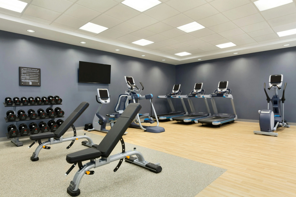 Embassy Suites by Hilton San Antonio Brooks Hotel & Spa