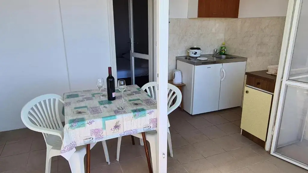 Apartments Kust