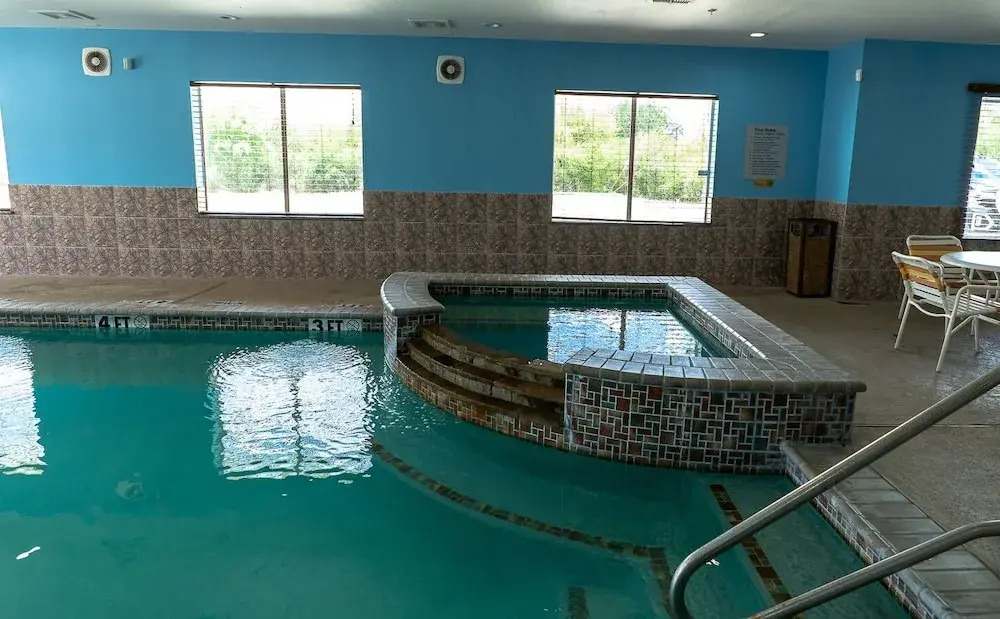 Rivers Inn and Suites