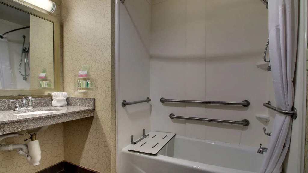Holiday Inn Meridian E I 20/I 59 by IHG