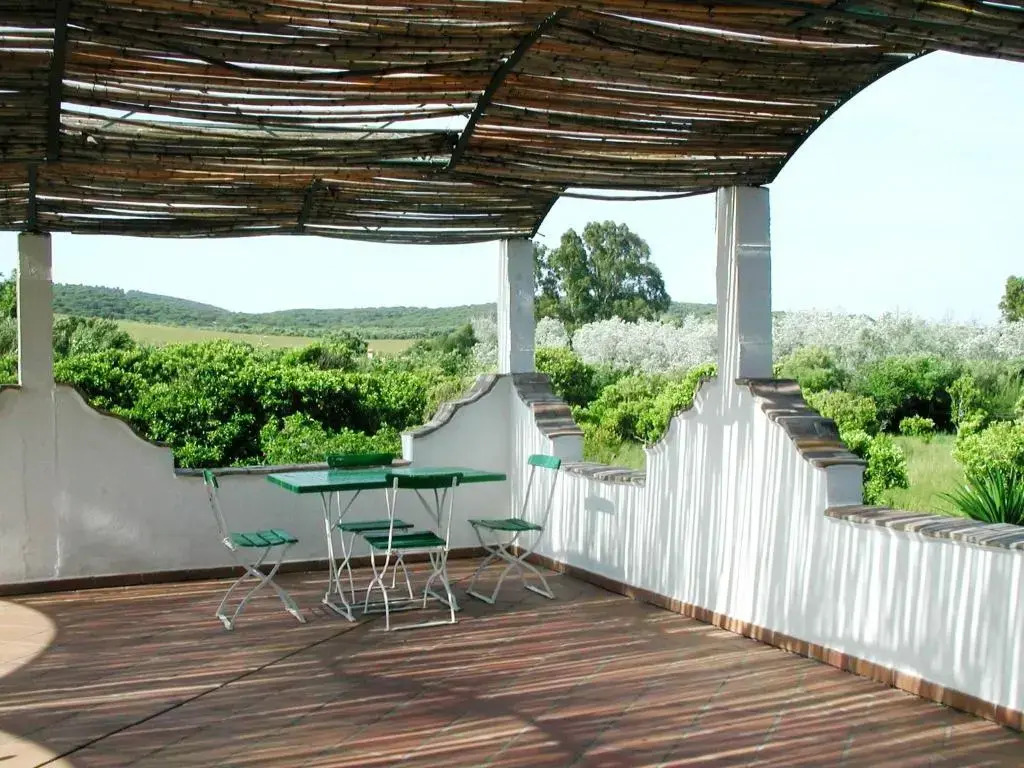 Finca San Ambrosio - Apartments in grüner Oase mit Terrasse, Pool, Heizung, WiFi