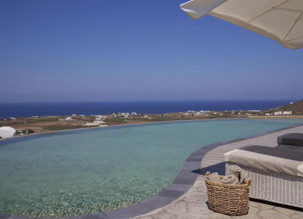Danae Suites Santorini