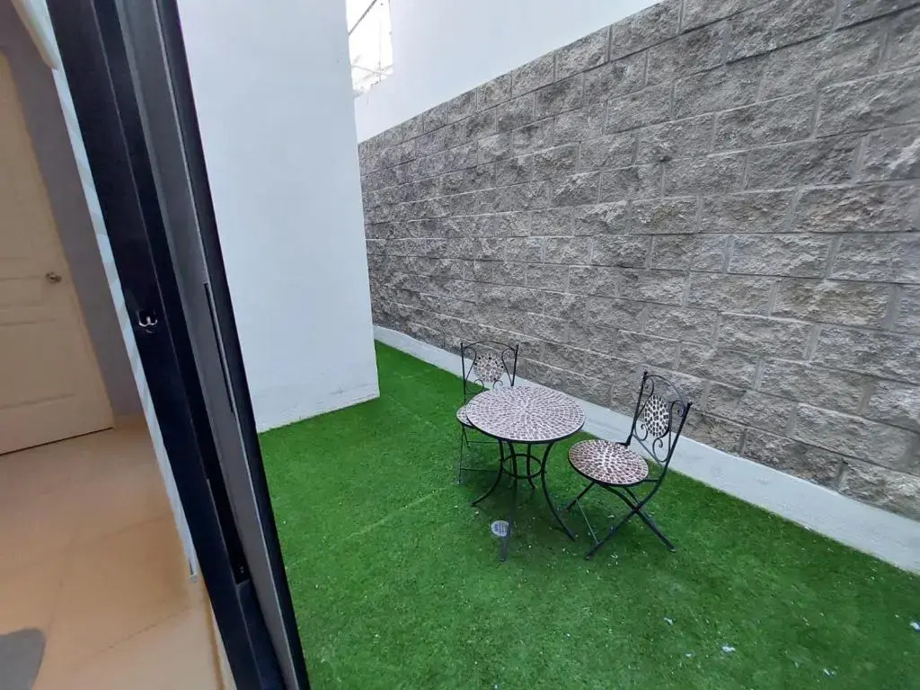 Business Apartment Spacious 2BR Near Plaza Cristal
