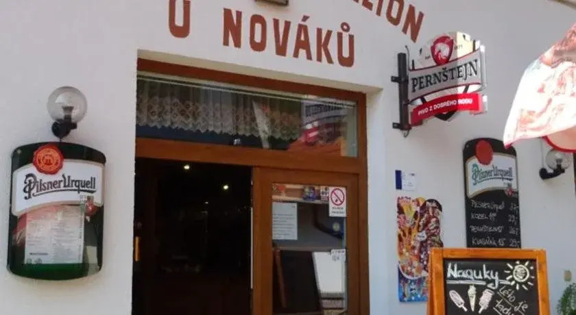Penzion a restaurace U Nováků