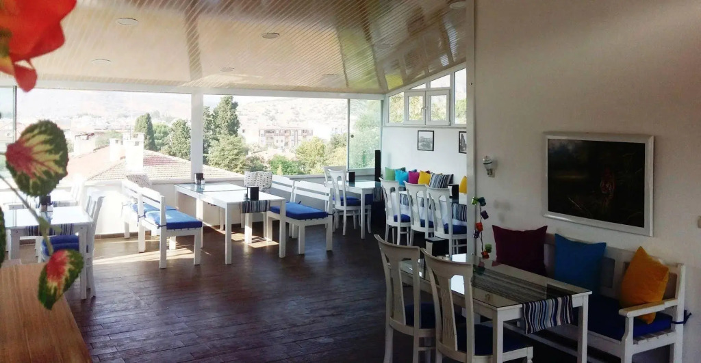 Urkmez Hotel