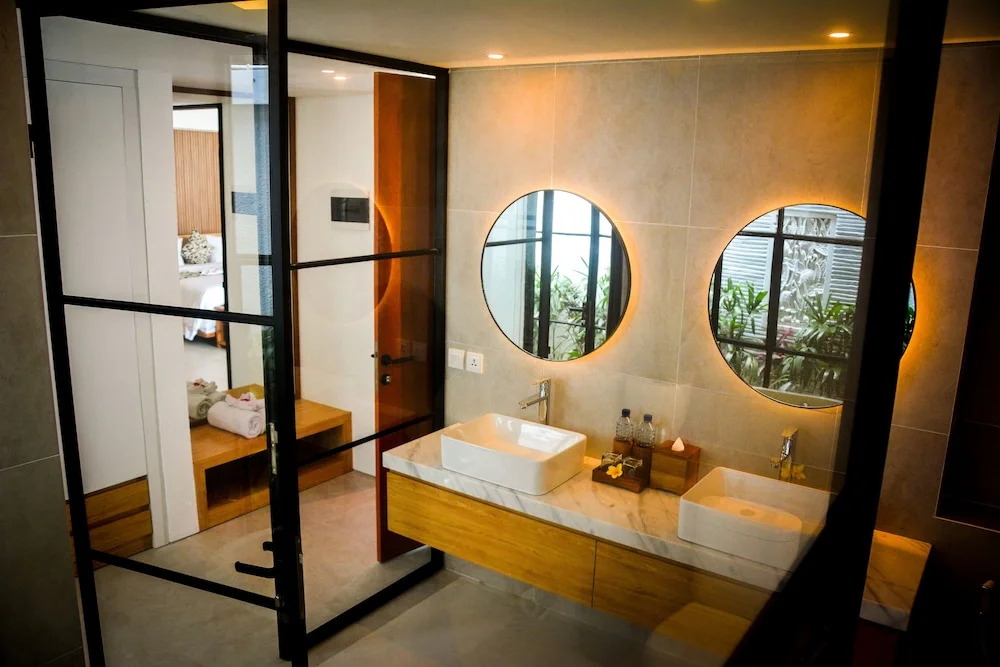 The Kons Villa Bali Seminyak