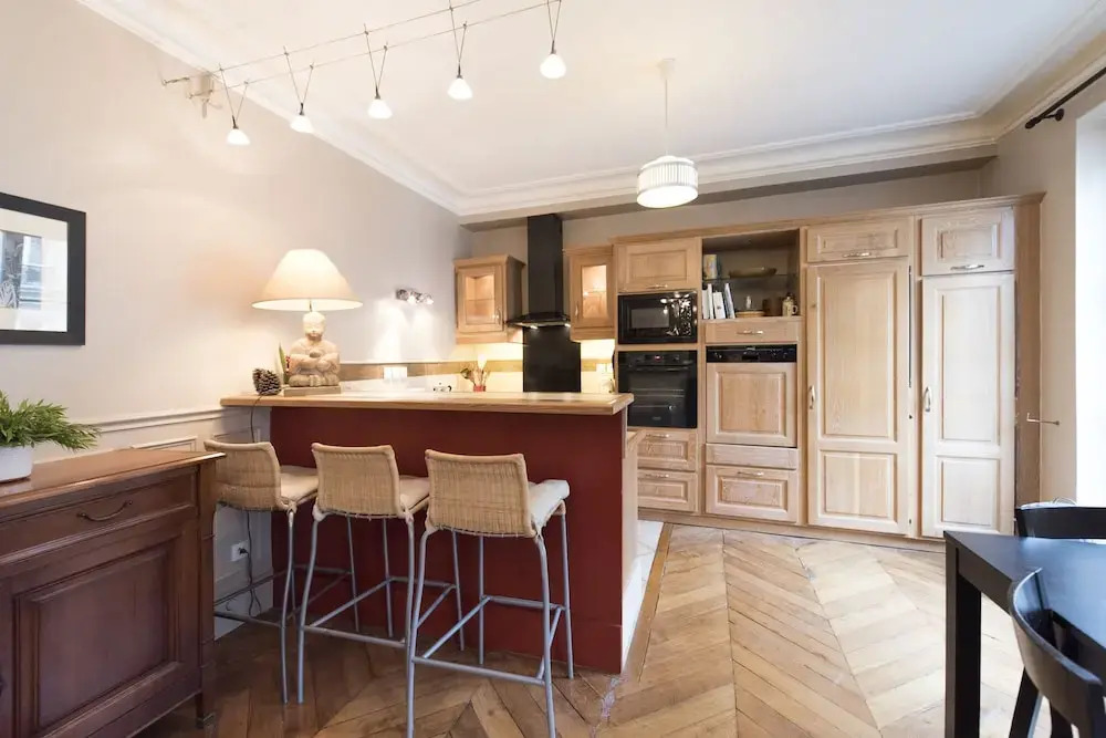 Comfortable near Montmartre