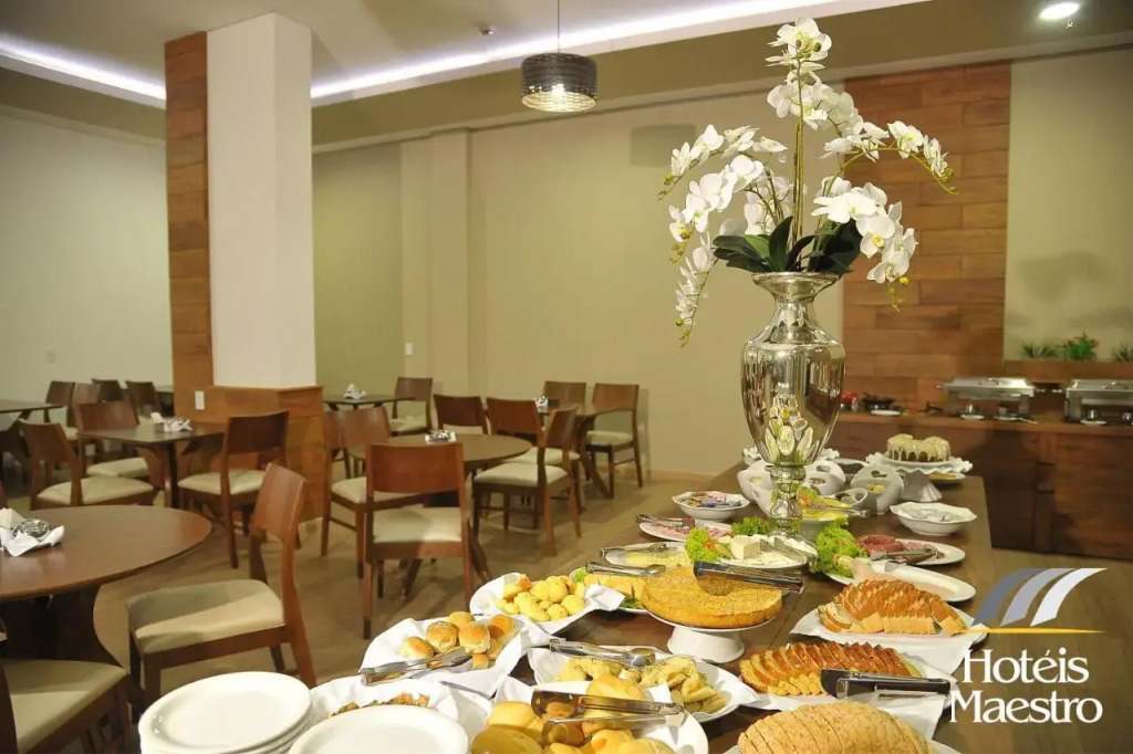 Hotel Maestro Premium Cascavel