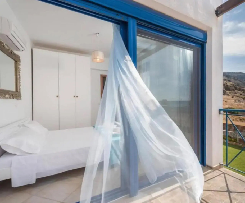 Villa Poseidon Blue