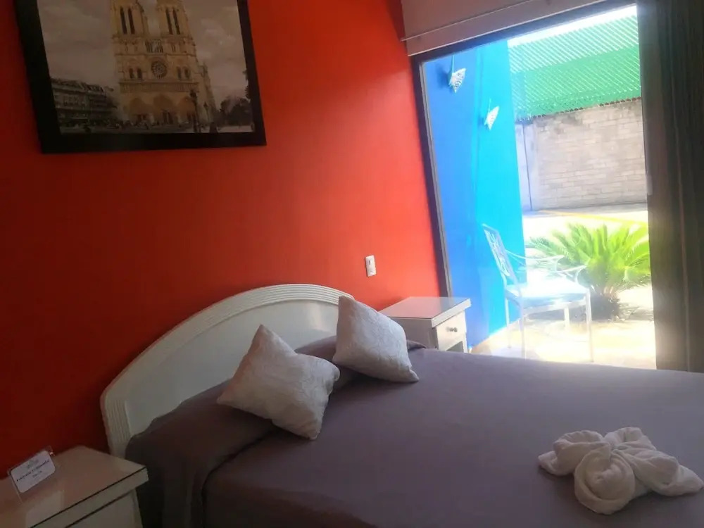 HOTEL OBREGON