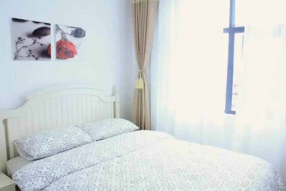 Xinhe Apartment