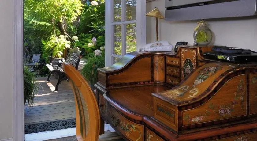 Noe's Nest Bed and Breakfast