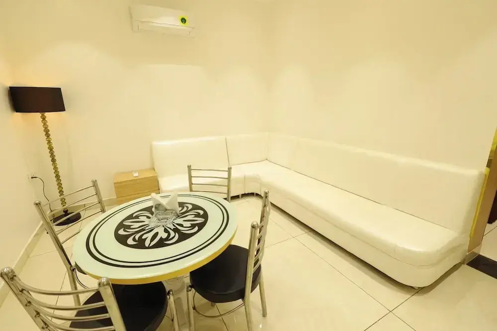 Hotel Darbar-E-Khas