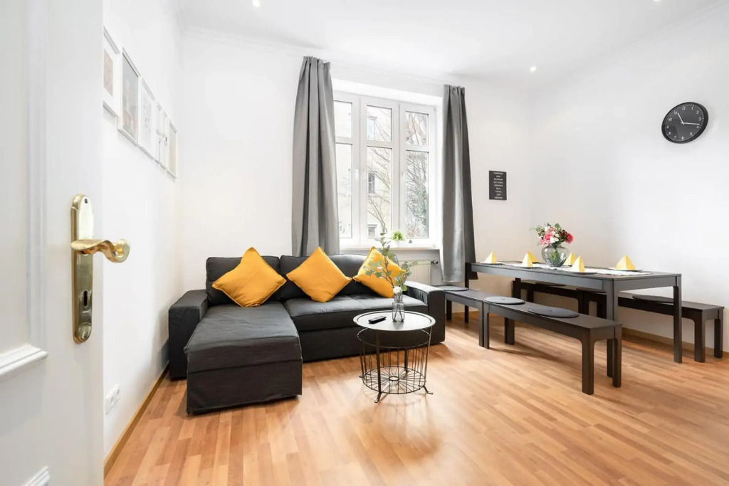 2-bedroom in historic villa near Nymphenburg Palace