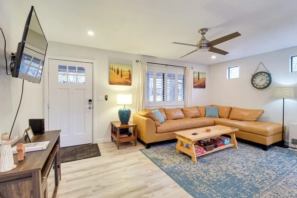 Updated Pinetop Home: 5 Mi to Woodland Lake Park!