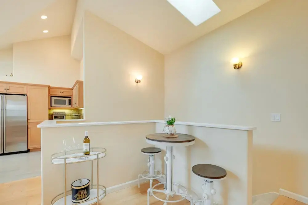 Cozy Waldport Vacation Rental: Steps From the Bay!