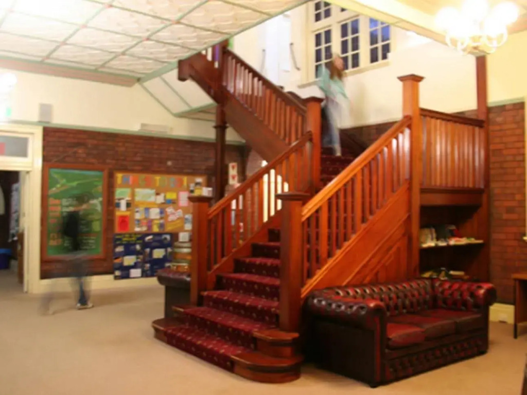 YHA Newcastle Beach