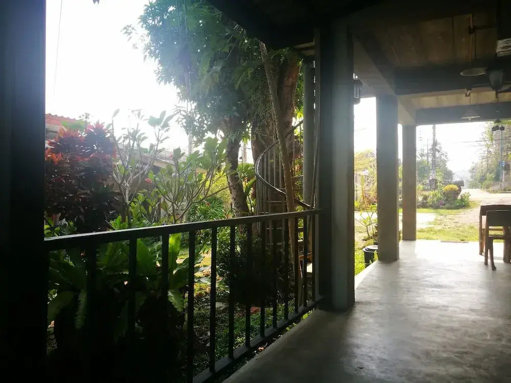 Kru Guesthouse