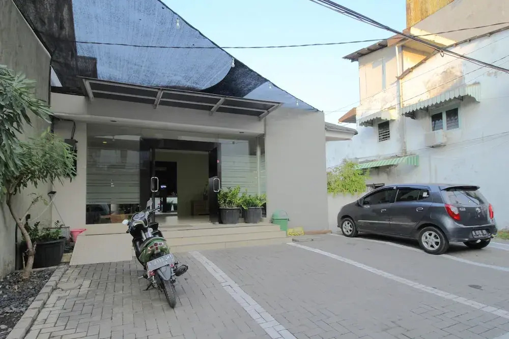 Airy Pecinan Pasar Semawis Kalikuping 18 Semarang
