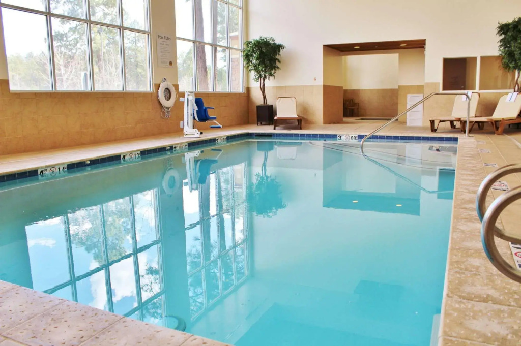 GreenTree Inn & Suites Pinetop