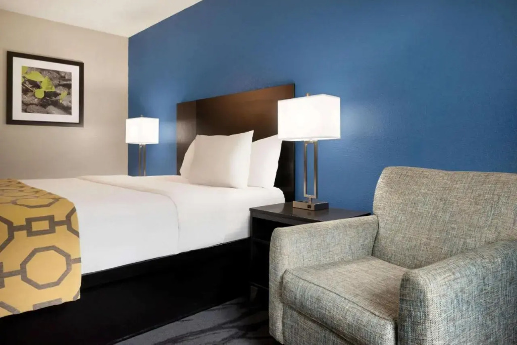 Baymont Toledo Airport Hotel Swanton