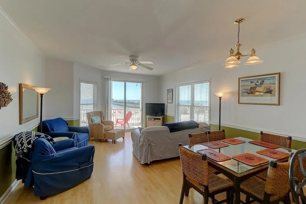 Seaside Villas 202