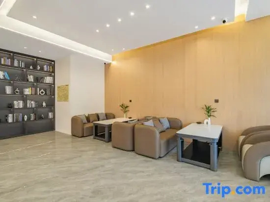 Xinduqiao Town Lanxi Holiday Hotel