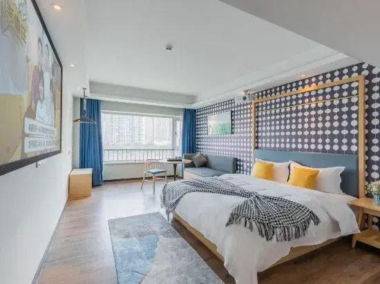Guangzhou Sun Yat-sen University First Hospital Dongshankou Subway Yumi Boutique Apartment