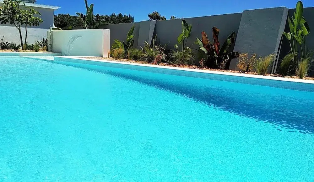 House With 7 Bedrooms in Estói, With Wonderful sea View, Shared Pool, Enclosed Garden - 18 km From the Beach