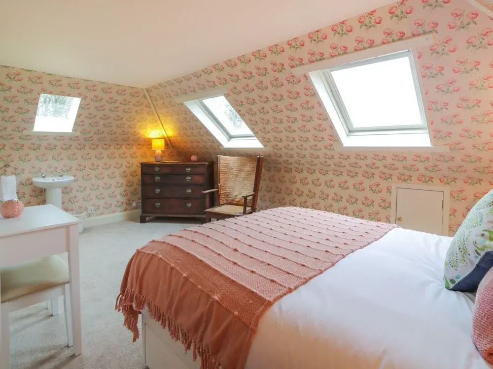 Maisie's Cottage